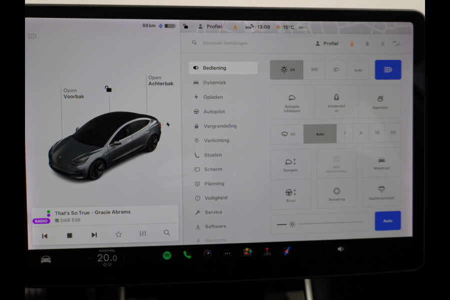 Tesla Model 3 SR+60kWh 325PK 18" AutoPilot FSD-computer 3 Premium Luidsprekers  Leer PanoDak Adaptive cruise Camera's Elektr.-Stuur+Stoelen+Sp Ecc Navigatiesysteem full map LED-a+v Comfortstoelen ACC Dual-ECC DAB Voorverwarmen interieur via App Keyless via Telefoonsleutel One-Pedal-Drive Orig. nlse auto tot 11kw laden thuis! Garantie Accu tot  05-11-2027 max 160.000km 1.584kg licht!