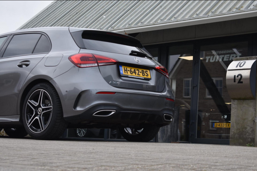 Mercedes-Benz A-Klasse 180 AMG | NIGHT PAKKET | CAMERA | APPLE CARPLAY | ANDROID AUTO | DEALER ONDERHOUDEN | NAP | STOELVERWARMING