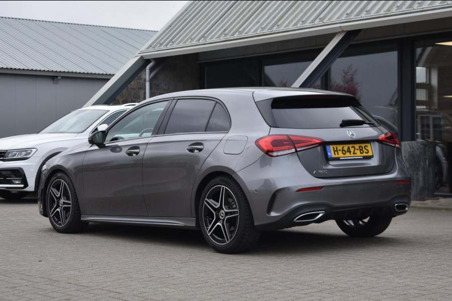 Mercedes-Benz A-Klasse 180 AMG | NIGHT PAKKET | CAMERA | APPLE CARPLAY | ANDROID AUTO | DEALER ONDERHOUDEN | NAP | STOELVERWARMING