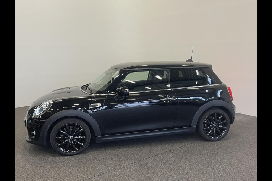 MINI Mini 1.5 Cooper Chili Airco Navi Carplay Full LED PDC Digital Cockpit Adaptive Cruise Control 17" Cosmos Spoke Wheels