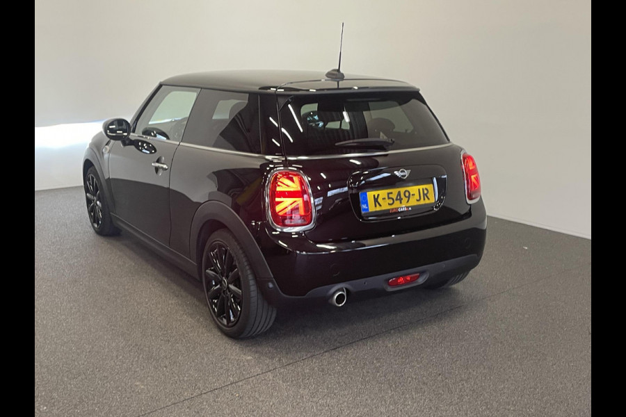 MINI Mini 1.5 Cooper Chili Airco Navi Carplay Full LED PDC Digital Cockpit Adaptive Cruise Control 17" Cosmos Spoke Wheels