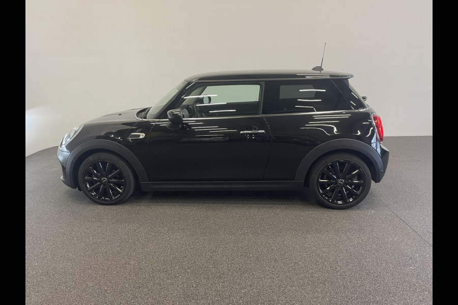 MINI Mini 1.5 Cooper Chili Airco Navi Carplay Full LED PDC Digital Cockpit Adaptive Cruise Control 17" Cosmos Spoke Wheels