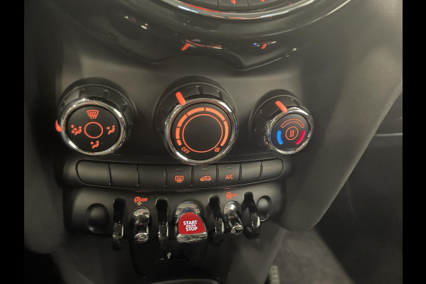 MINI Mini 1.5 Cooper Chili Airco Navi Carplay Full LED PDC Digital Cockpit Adaptive Cruise Control 17" Cosmos Spoke Wheels