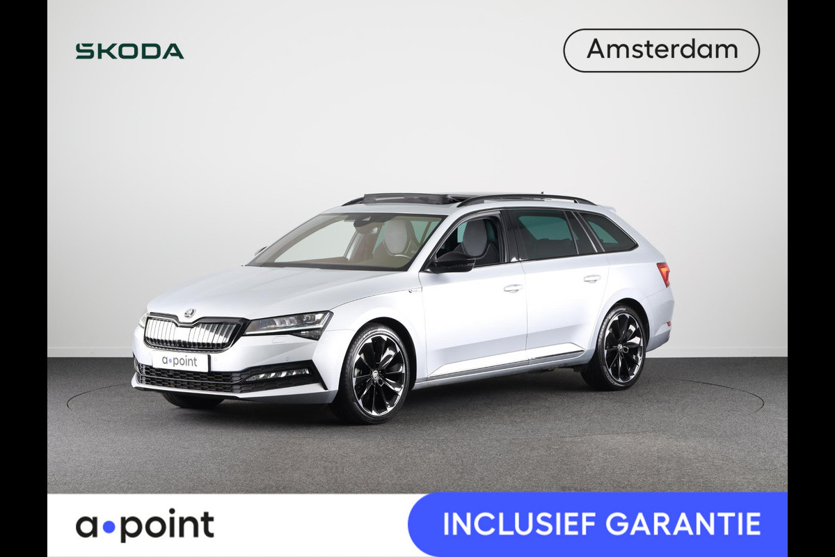 Škoda Superb Combi 1.4 TSI iV Sportline Business 218 pk Automaat (DSG) | Navigatie | Panoramadak | Trekhaak (wegklapbaar) | Parkeersensoren | Achteruitrijcamera | Stoelverwarming v/a |