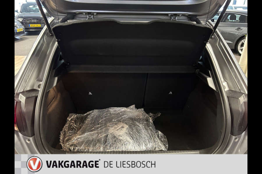 Peugeot 208 1.2 PureTech GT / Navigatie / DAB / Camera / pdc v+a /