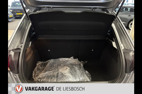 Peugeot 208 1.2 PureTech GT / Navigatie / DAB / Camera / pdc v+a /