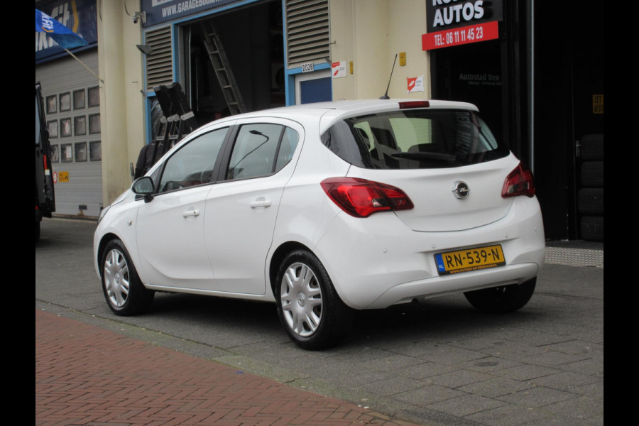 Opel Corsa 1.4 Favourite 5 Deurs Airco PDC