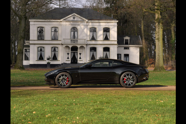 Aston Martin DB11 5.2 V12