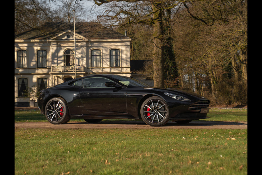 Aston Martin DB11 5.2 V12