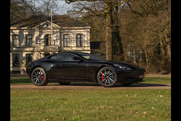 Aston Martin DB11 5.2 V12