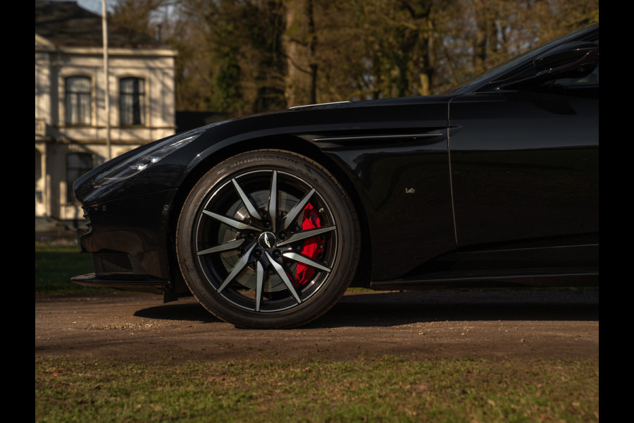 Aston Martin DB11 5.2 V12