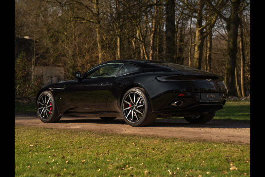 Aston Martin DB11 5.2 V12