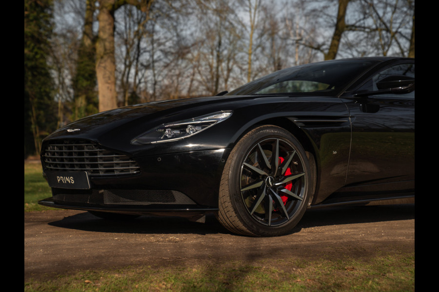 Aston Martin DB11 5.2 V12