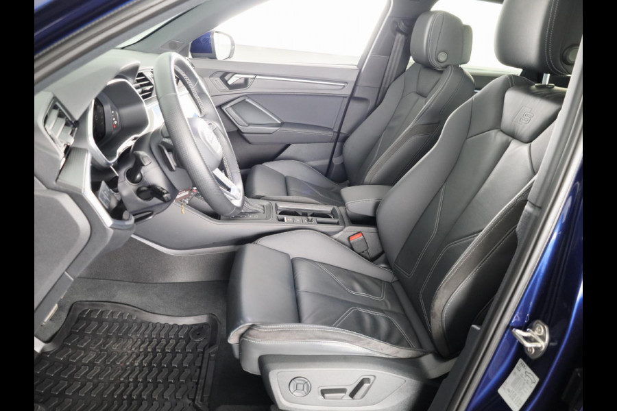 Audi Q3 45 TFSI e S edition 245pk | Panoramadak | Lederen bekleding | Parkeercamera | Verwarmbare voorstoelen