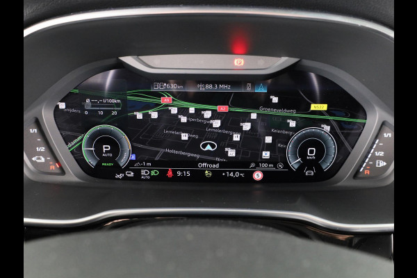 Audi Q3 45 TFSI e S edition 245pk | Panoramadak | Lederen bekleding | Parkeercamera | Verwarmbare voorstoelen