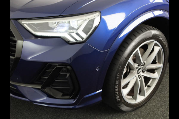 Audi Q3 45 TFSI e S edition 245pk | Panoramadak | Lederen bekleding | Parkeercamera | Verwarmbare voorstoelen