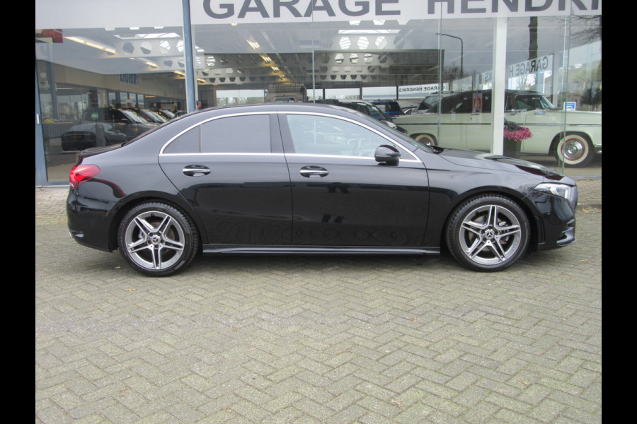 Mercedes-Benz A-Klasse 180 AMG Line 7G DCT Automaat (occasion)