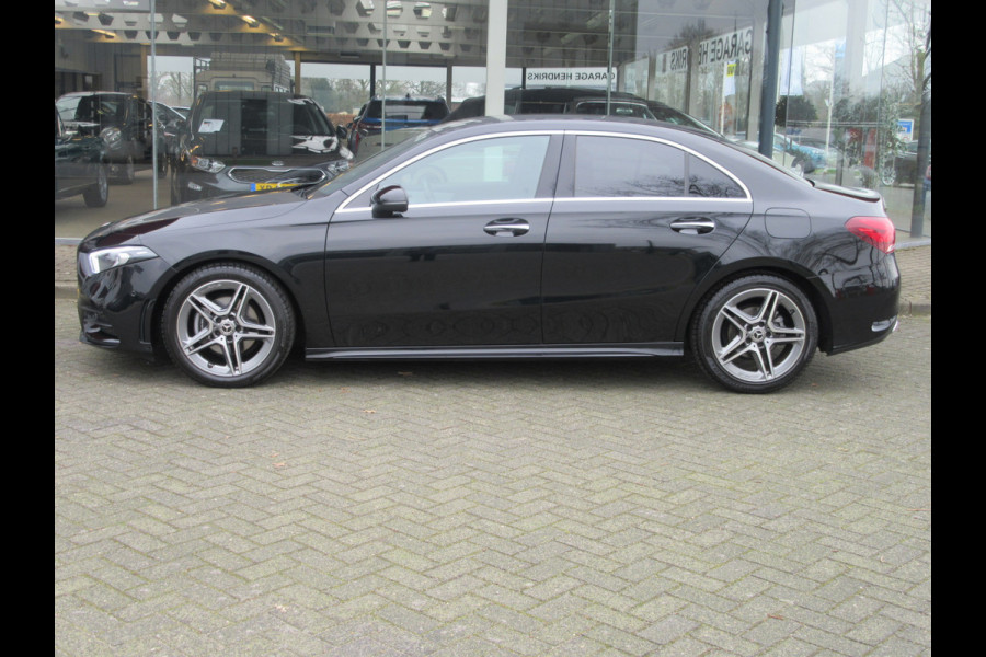 Mercedes-Benz A-Klasse 180 AMG Line 7G DCT Automaat (occasion)