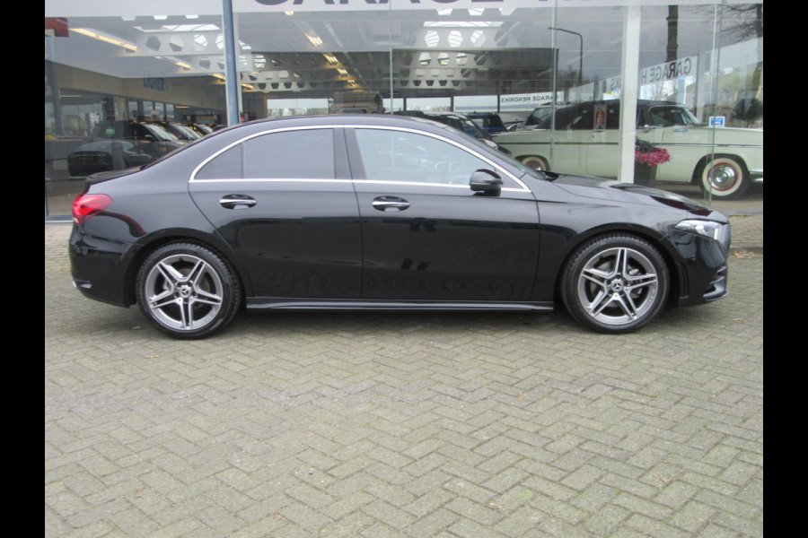 Mercedes-Benz A-Klasse 180 AMG Line 7G DCT Automaat (occasion)