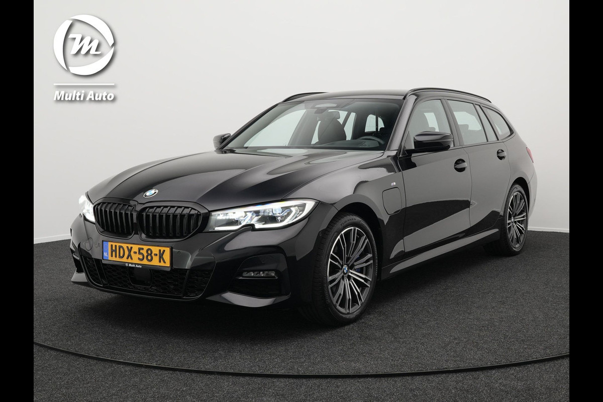 BMW 3 Serie Touring 330e xDrive M Sport Plug In Hybrid PHEV | Laser LED | Camera | Adaptive Cruise | Head Up | Alcantara Sportstoelen Verwarmd | Sfeerverlichting | Apple Carplay | Keyless |