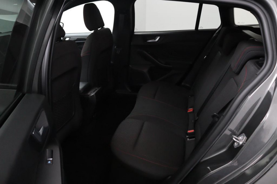 Ford FOCUS Wagon 1.0 EcoBoost Hybrid ST Line*ECC*CRUISE*NAVI*CAM*