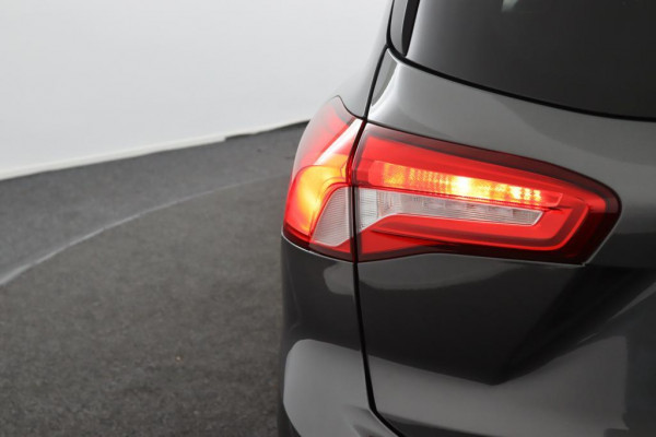 Ford FOCUS Wagon 1.0 EcoBoost Hybrid ST Line*ECC*CRUISE*NAVI*CAM*
