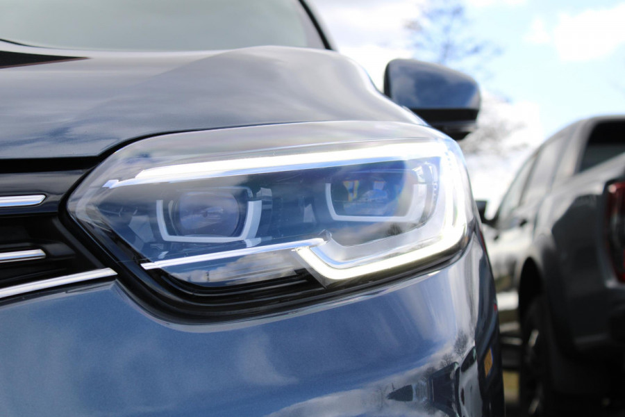 Renault Kadjar 1.3 TCe Techno | Trekhaak | Sidesteps | Camera | Navigatie | Cruise Control |