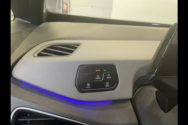 Volkswagen ID.3 Life 58 kWh NL Auto! Airco Navi Carplay Cruise Control 18" East Derry Stoel/Stuurverwarming PDC  Voor/Achter Historie compleet NAP