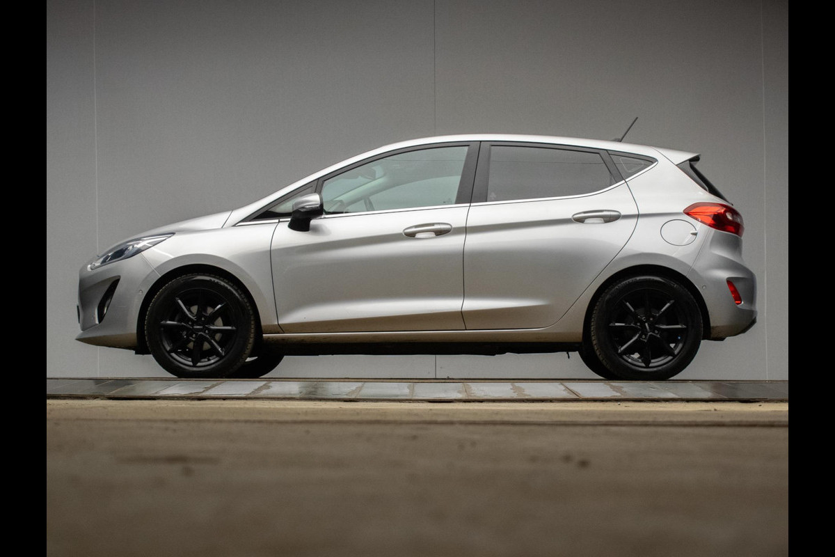 Ford Fiesta 1.0 EcoBoost Titanium Sport (APPLE CARPLAY,NAVI,CAMERA,GROOT SCHERM,LED,SPORT STOELEN,LM VELGEN,NETTE STAAT)