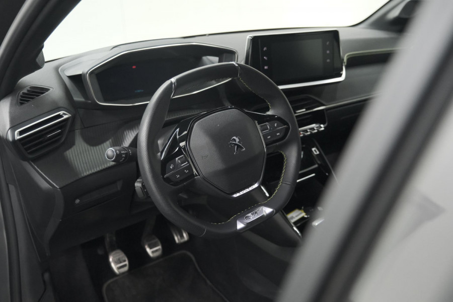 Peugeot 208 PureTech 100 GT | Camera | Adaptieve Cruise Control | Navigatie | Apple Carplay
