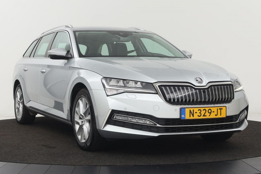 Škoda Superb 1.4 TSI iV Business Edition Plus | Trekhaak | Stoelverwarming | Camera | Carplay | Virtual Cockpit | Keyless | Full LED | Memory | Navigatie