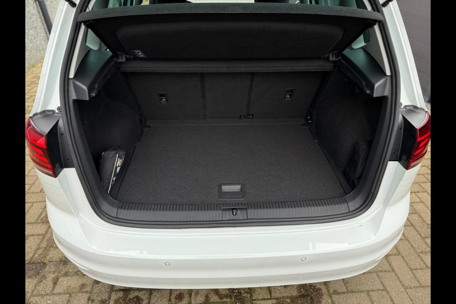 Volkswagen Golf Sportsvan 1.5 TSI ACT Highline Edition Navigatie