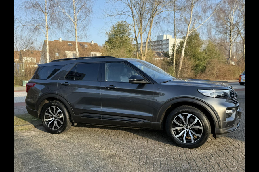 Ford Explorer 3.0 V6 EcoBoost PHEV ST-Line 456pk Automaat 7 pers | Panorama dak | Adaptieve Cruise | Trekhaak Afneembaar | Dodehoeksensoren