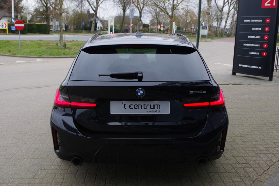 BMW 3 Serie Touring 330e 293 PK M-Sport, Head-Up, Harman/Kardon Sound, Trekhaak, Camera, Adap. cruise Control, Memory