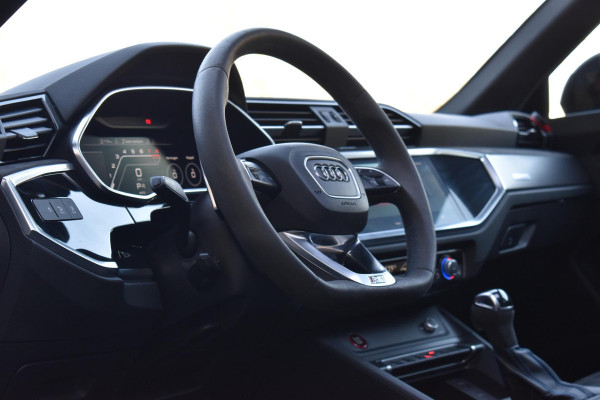 Audi Q3 Sportback TFSI RSQ3 Pano Lane ACC Camera