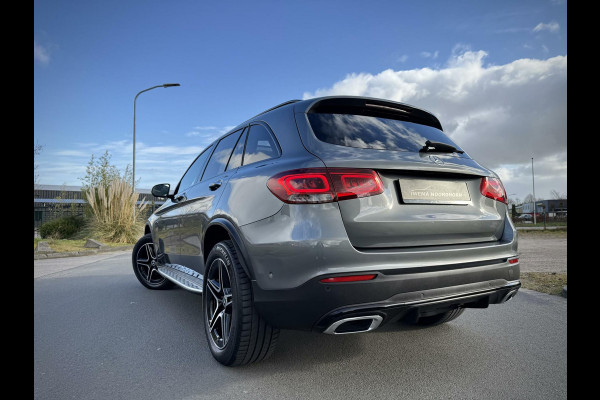 Mercedes-Benz GLC 300e 4MATIC AMG Panoramadak|Burmester®|Camera|Keyless|Distronic|Night pakket|Sfeerverlichting