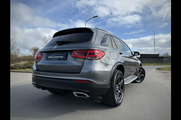 Mercedes-Benz GLC 300e 4MATIC AMG Panoramadak|Burmester®|Camera|Keyless|Distronic|Night pakket|Sfeerverlichting