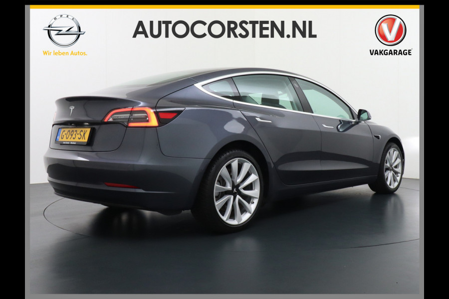 Tesla Model 3 SR+60kWh 325PK 19" AutoPilot Leer PanoDak Adaptive cruise Camera's Elektr.-Stuur+Stoelen+Spiegels+Geheugen+Easy-Entry+Verwarmde  Ecc Navigatiesysteem full map LED-a+v Comfortstoel(en) ACC Dual-ECC DAB Voorverwarmen interieur via App Keyless via Telefoonsleutel One-Pedal-Drive Orig. nlse auto tot 11kw laden thuis ! Garantie Accu tot  14-12-2027 max 160.000km 1584kg licht!