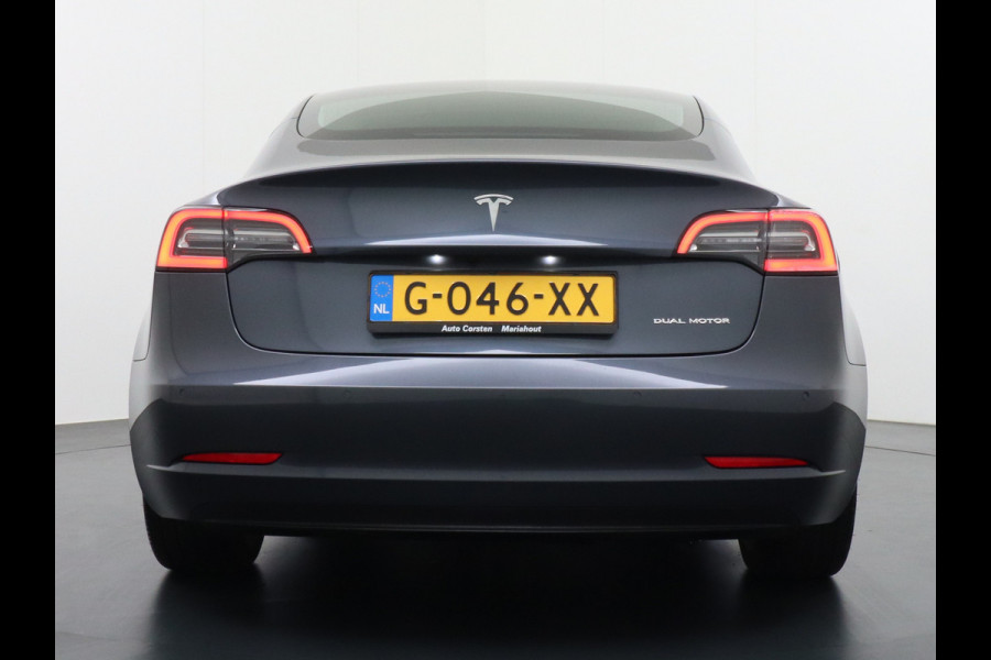 Tesla Model 3 Long Range 75kWh 2020 463PK 19" Mistl. Full-Self-Driving-Computer 3 Telefoon-Sleutel Premium Audio 4wd Lmv AutoPilot Panoramadak Stoel en achterbank verwarming Keyless Electr.Stoelen+Memory+Easy-Entry WiFi Origineel Nederlandse auto Grootste accu, Tot 16,5kwh thuis laden. Accu garantie tot 13-01-2028 / 192.000km