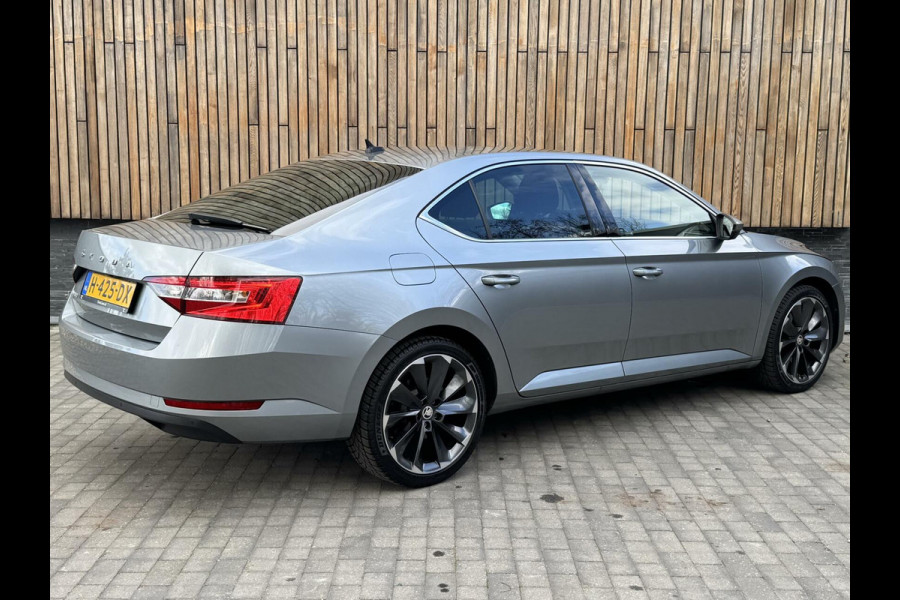 Škoda Superb 1.5 TSI Business Edition | LED | Canton | Navigatiesysteem | Elektrisch verstelbare bestuurdersstoel | Virtual cockpit | Stoelve