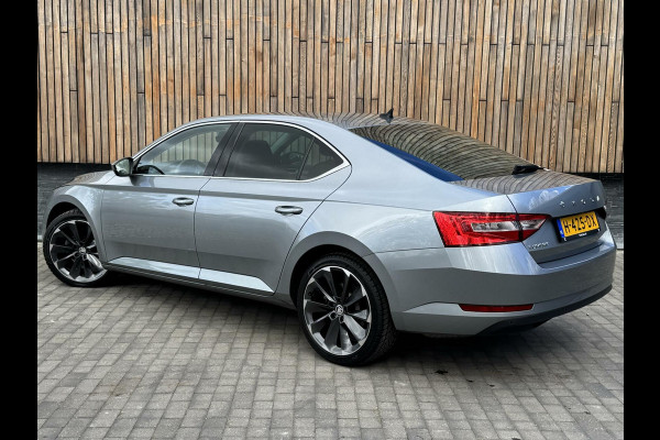 Škoda Superb 1.5 TSI Business Edition | LED | Canton | Navigatiesysteem | Elektrisch verstelbare bestuurdersstoel | Virtual cockpit | Stoelve