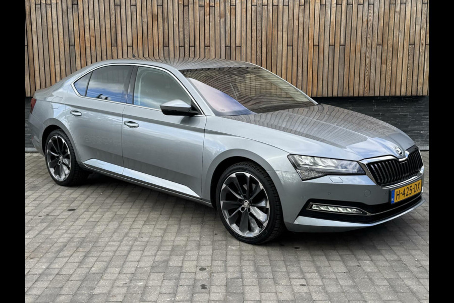 Škoda Superb 1.5 TSI Business Edition | LED | Canton | Navigatiesysteem | Elektrisch verstelbare bestuurdersstoel | Virtual cockpit | Stoelve