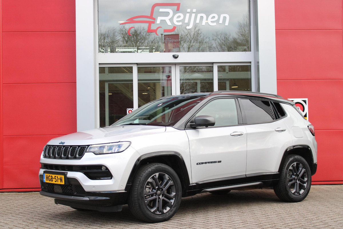 Jeep Compass 4xe 190PK PHEV LIMITED 80TH ANNIVERSARY EDITION | NAVIGATIE 10,25 "TOUCHSCREEN | APPLE CARPLAY/ANDROID AUTO | 360° CAMERA | DAB+ RADIO | CLIMATE CONTROL | 18" SMOKE GREY LICHTMETALEN VELGEN | ADAPTIVE / CRUISE CONTROL | DIGITAAL INSTRUMENTENPANEEL | ELEKTRISCH BEDIENBARE ACHTERKLEP | FULL LED KOPLAMPEN | LED MISTLAMPEN / BOCHTVERLICHTING | KEYLESS ENTRY & START | DRAADLOOS LADEN | DODEHOEK DETECTIE | AFNEEMBARE TREKHAAK |