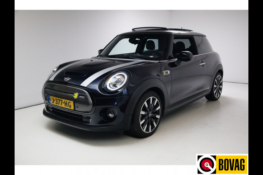 MINI Mini Electric Yours 33 kWh | Panoramadak | Leer | Achteruitrijcamera | Harman Kardon Stoelverwarming, Navigatie, Head-up display