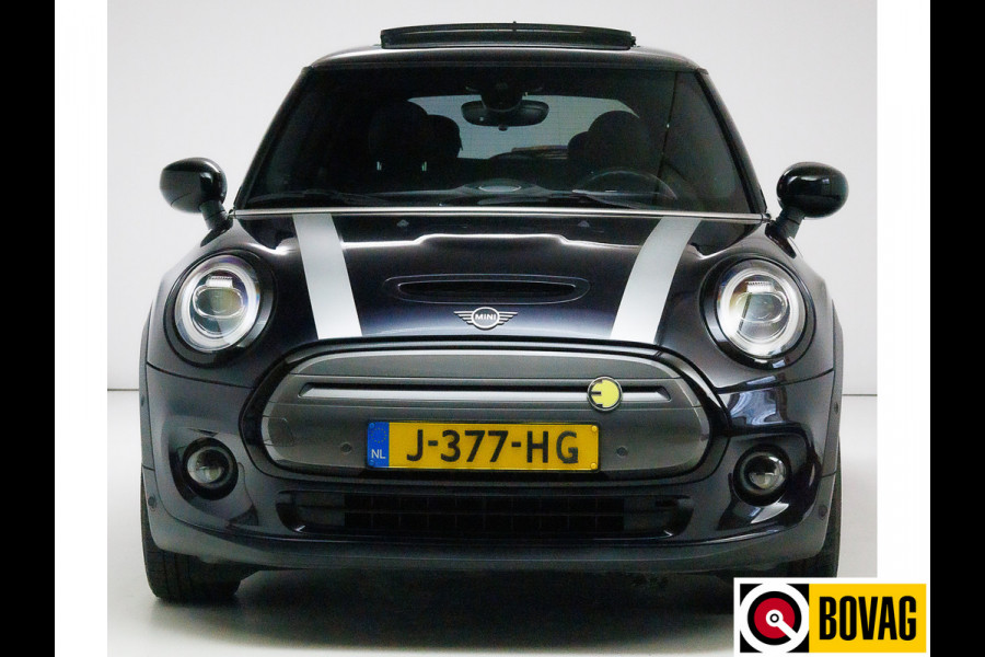 MINI Mini Electric Yours 33 kWh | Panoramadak | Leer | Achteruitrijcamera | Harman Kardon Stoelverwarming, Navigatie, Head-up display