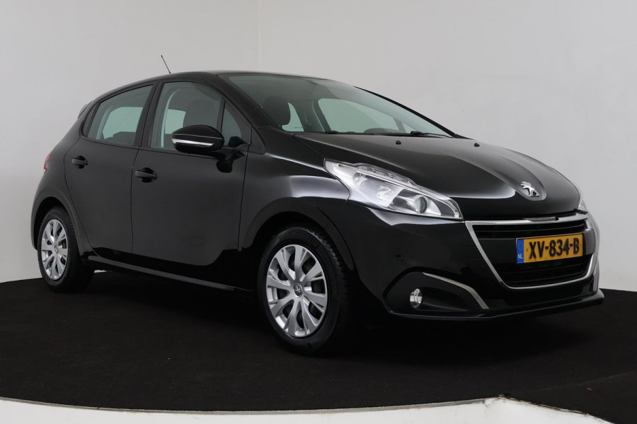 Peugeot 208 1.2 PureTech Blue Lease Active (PARKEERSENSOREN ACHTER, NAVIGATIE, BLUETOOTH, NL-AUTO, GOED ONDERHOUDEN)