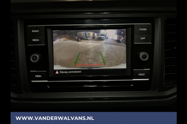 Volkswagen Crafter 2.0 TDI 141pk L3H3 L2H2 Euro6 Airco | Camera | Apple Carplay | Cruisecontrol Android Auto, Chauffeursstoel