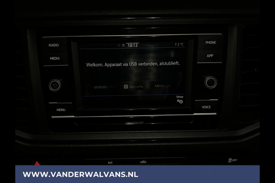 Volkswagen Crafter 2.0 TDI 141pk L3H3 L2H2 Euro6 Airco | Camera | Apple Carplay | Cruisecontrol Android Auto, Chauffeursstoel