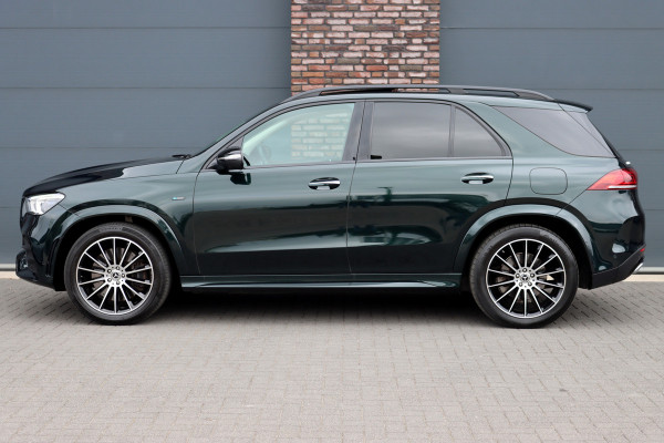 Mercedes-Benz GLE 350 de 4MATIC Premium+ AMG Line Aut9 | Luchtvering | Distronic+ | Stoelventilatie | Burmester | Trekhaak | Verwarmd Stuurwiel | Massage | Multibeam LED | Vlakkenverwarming |