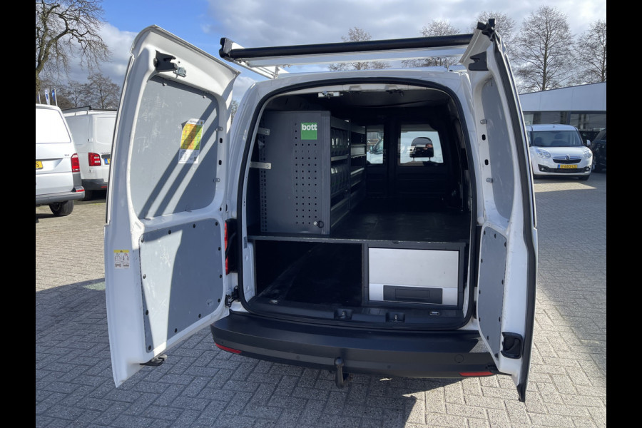 Volkswagen Caddy 2.0 TDI 102pk L2H1 BMT Maxi Comfortline / vaste prijs rijklaar € 14.950 ex btw / lease vanaf € / airco / cruise / imperial / Bott ingerichte laadruimte / trekhaak !